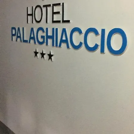 Palaghiaccio 3*