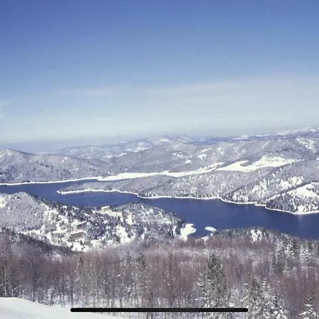 Palaghiaccio 3* Cotronei