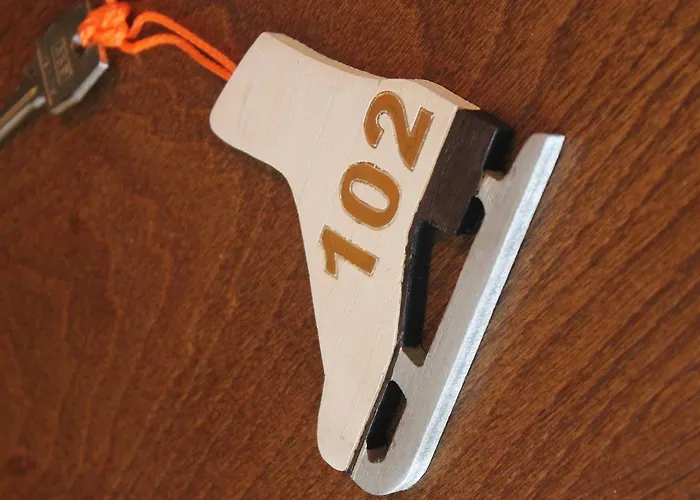 帕拉格切诺酒店 酒店 Cotronei