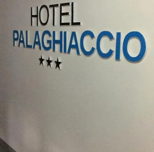 帕拉格切诺酒店 3*